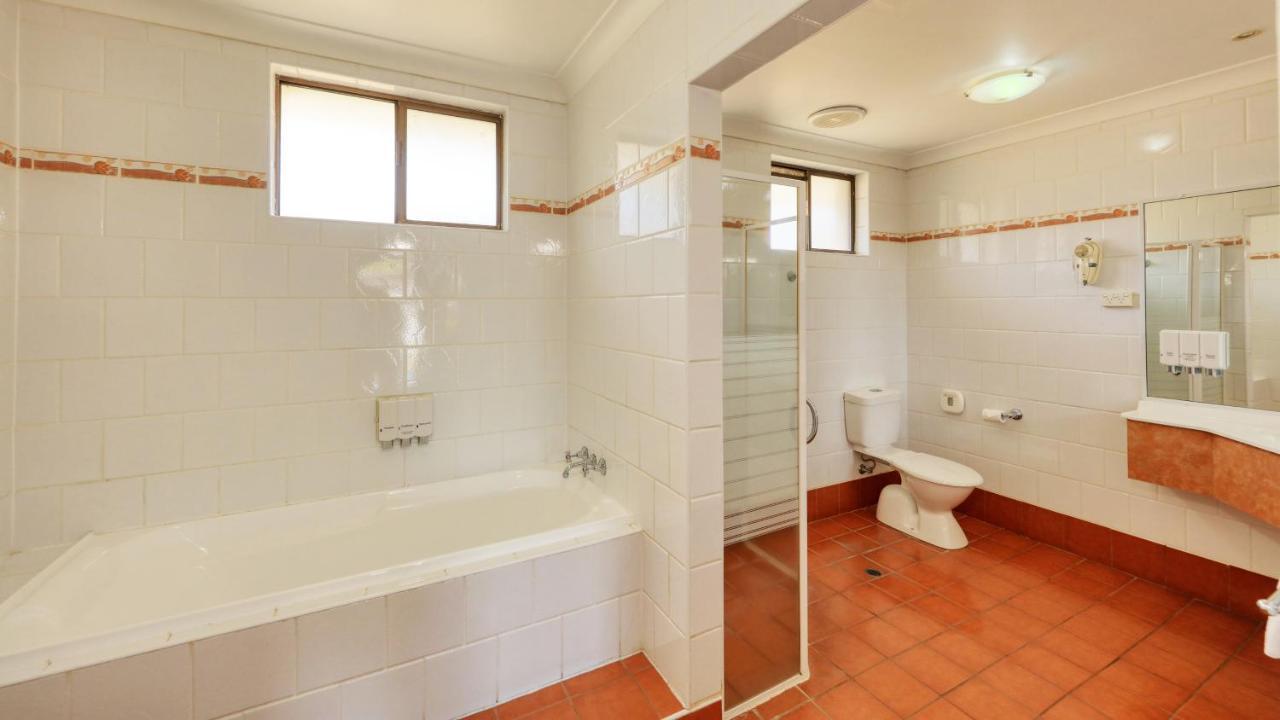 James Street Motor Inn Toowoomba Exteriör bild