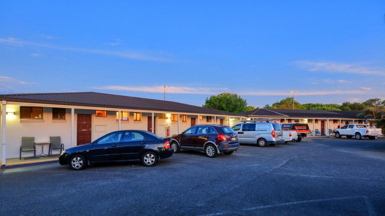 James Street Motor Inn Toowoomba Exteriör bild