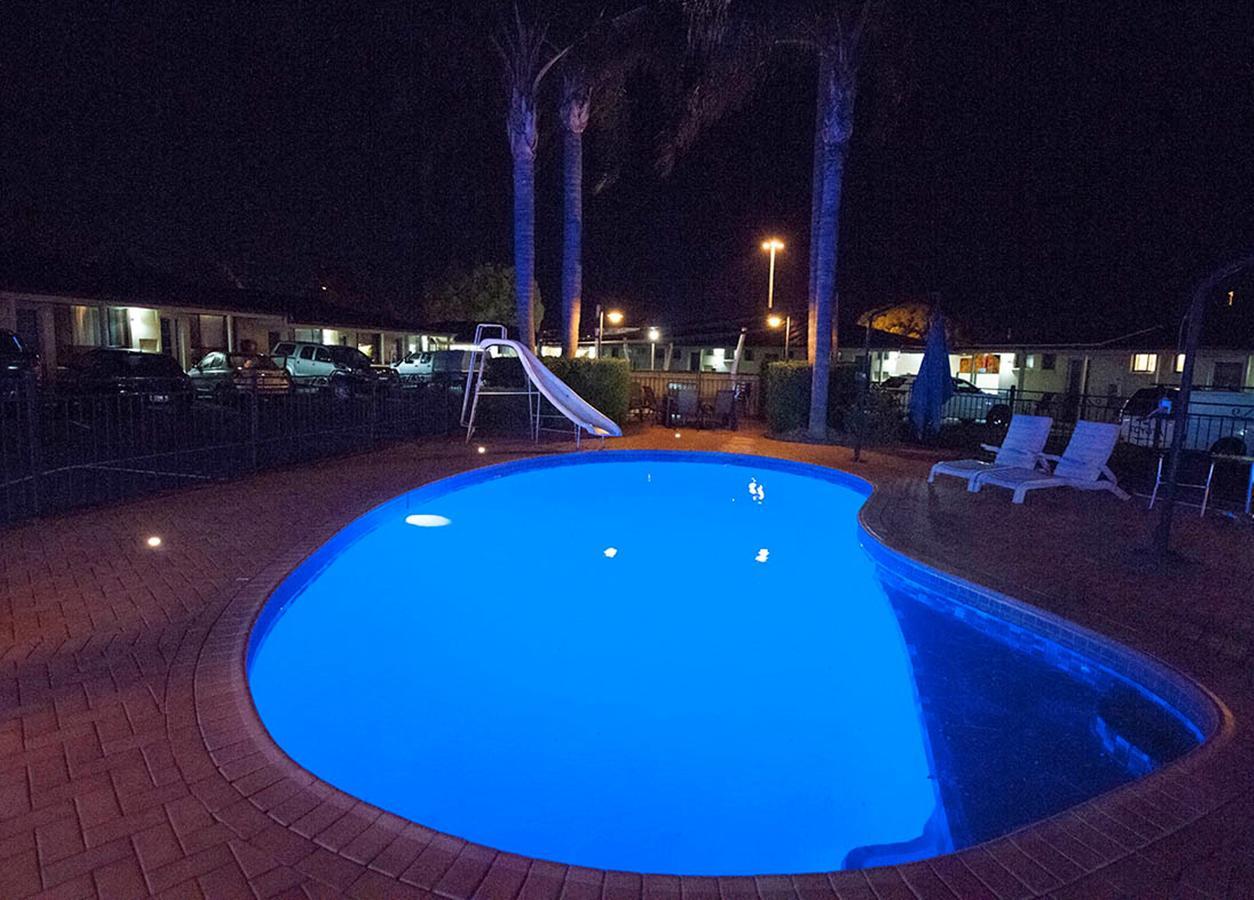 James Street Motor Inn Toowoomba Exteriör bild